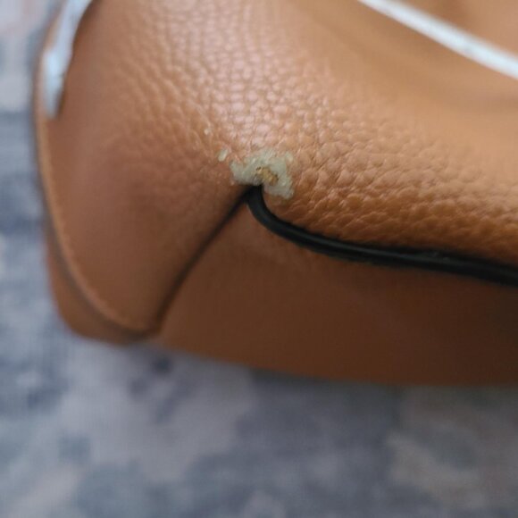Tan-coloured Pepe Moll shoulde bag with handles and detachable shoulder strap - Picture 16 of 16